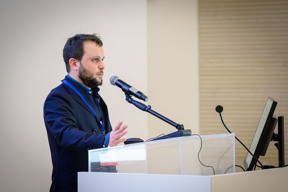 Dr. Nicolò Schifano urologo Varese relatore a congresso internazionale di urologia